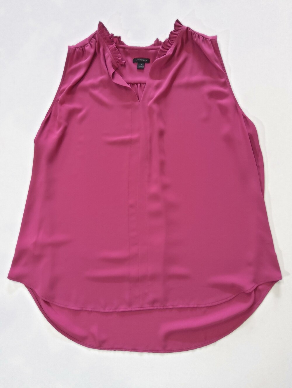 Ann Taylor Ruffle Neck Top Womens‎ Large Fuscia Pink Preppy Business Casual